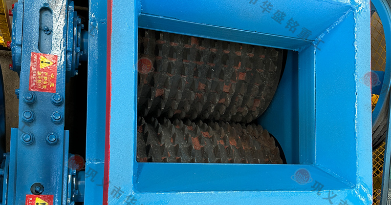 狼牙對輥破碎機的市場價格范圍是多少？